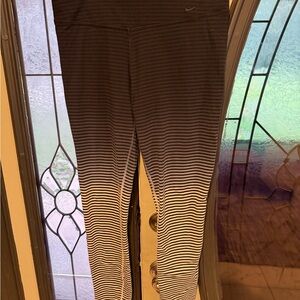 Nike Kids Gradient Black and White Leggings